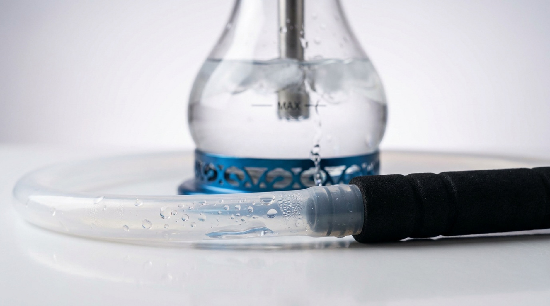 How Much Water Should You Put in a Hookah Base?